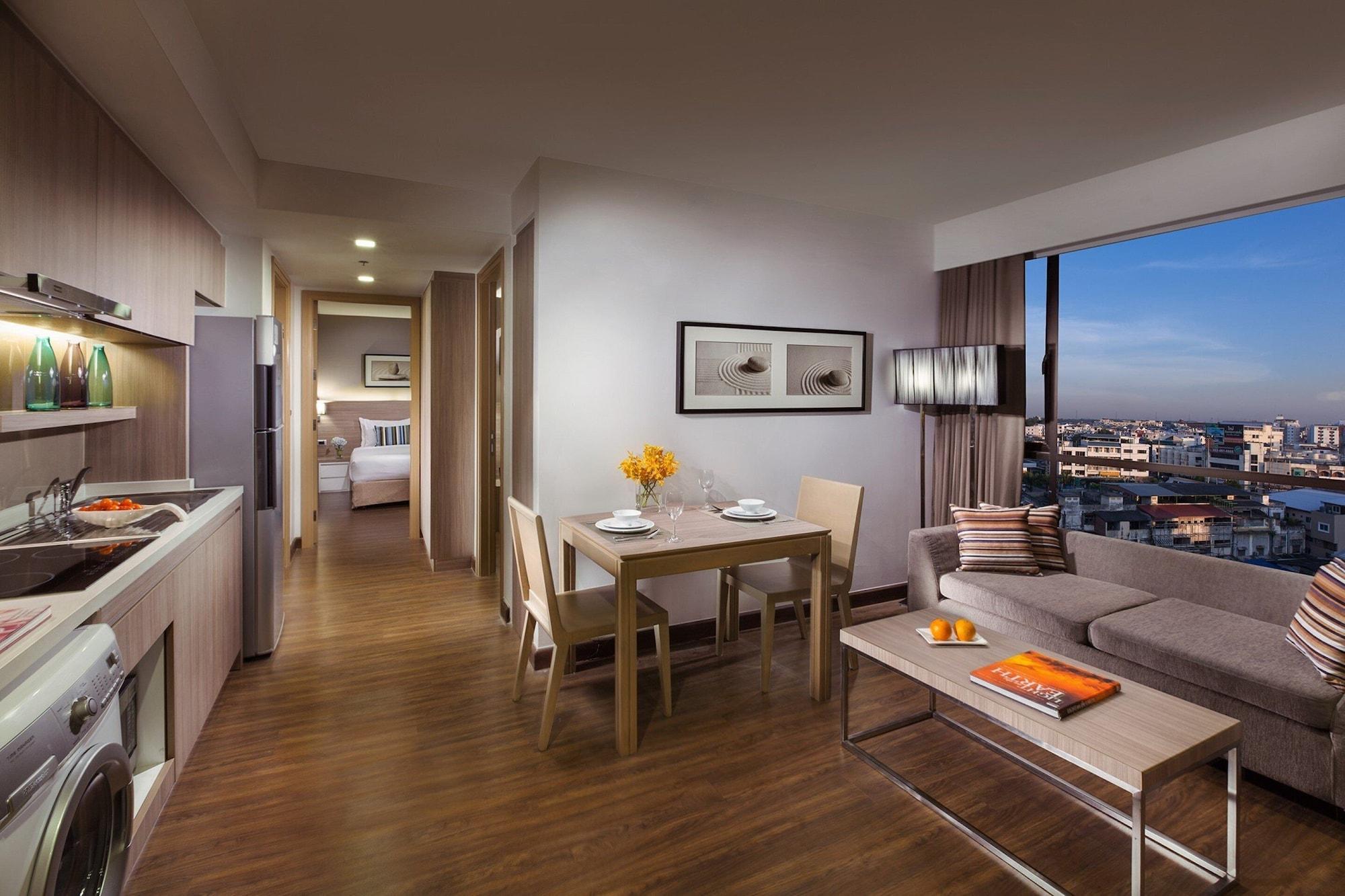 Citadines Grand Central Sri Racha Си Рача Екстериор снимка
