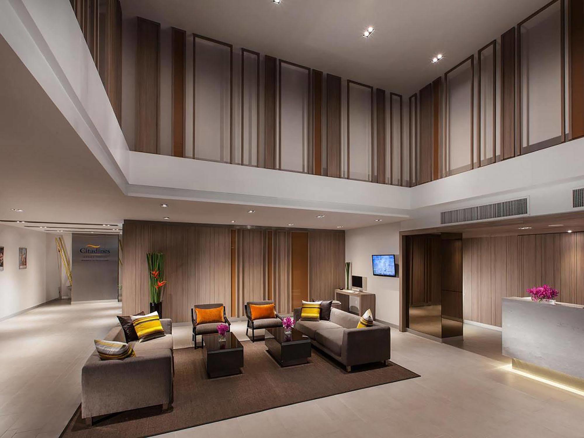 Citadines Grand Central Sri Racha Си Рача Екстериор снимка